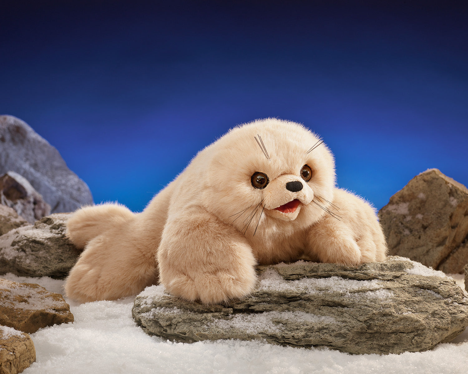 ボブルヘッド人形 Han Seago Harp Seal Pup Hand Puppet, Endangered